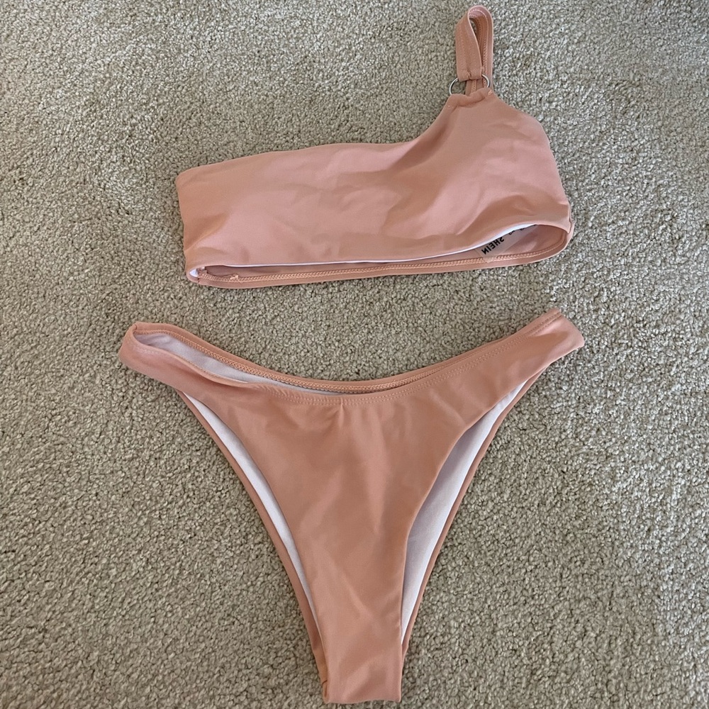 SHEIN XS top and bottom peach bikini